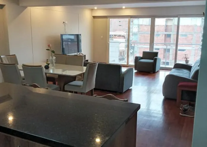 Departamento Amoblado En La Urbanizacion Magisterio
